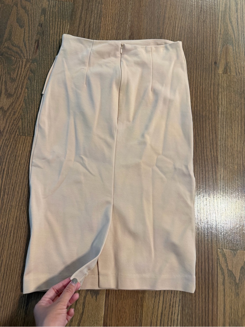 Elegant Beige Pencil Skirt - Classic High-Waist Midi - Picture 4 of 5